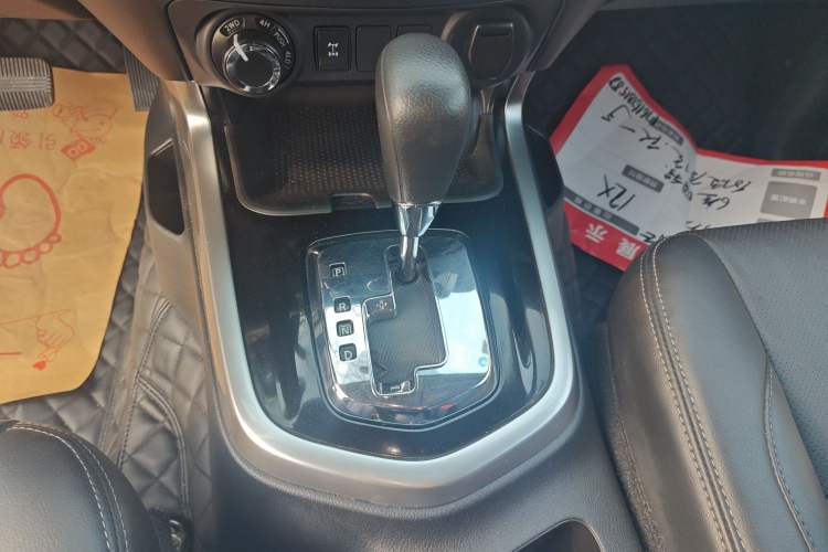 Used Nissan Terra 2020 2.5L XL Upper 4WD Automatic Four-Wheel Drive Luxury Edition
