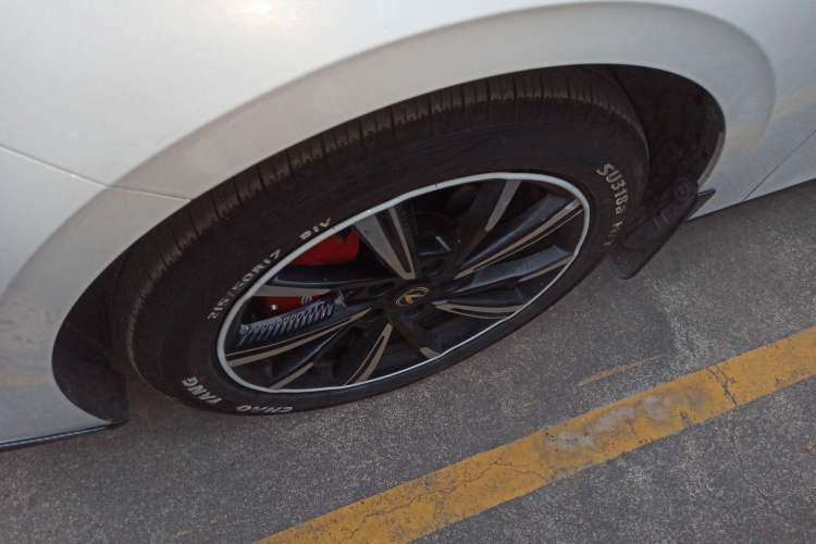 Used CHANGAN Eado 2025 Blue Whale 1.5T 500Bar Prestige Model
