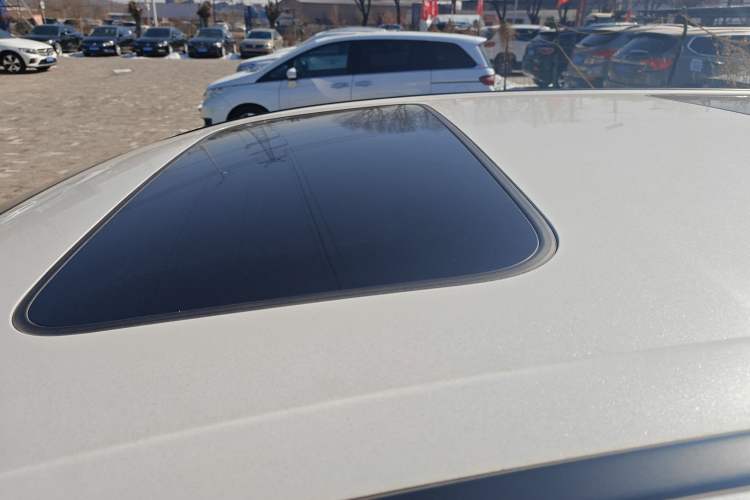 Used Honda Elysion 2022 2.0L eHEV Luxury Edition