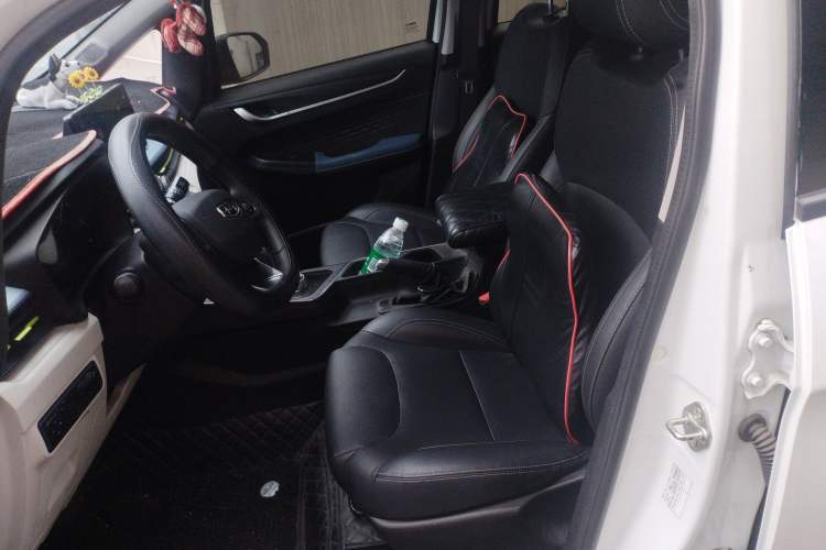 Used Geometry EX3 Kung Fu Cow 2021 Tough Bull Cow Left Front Seat