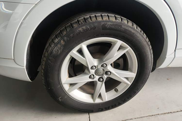 Used Audi Q3 2018 30th Anniversary Edition 30 TFSI Fashion Model