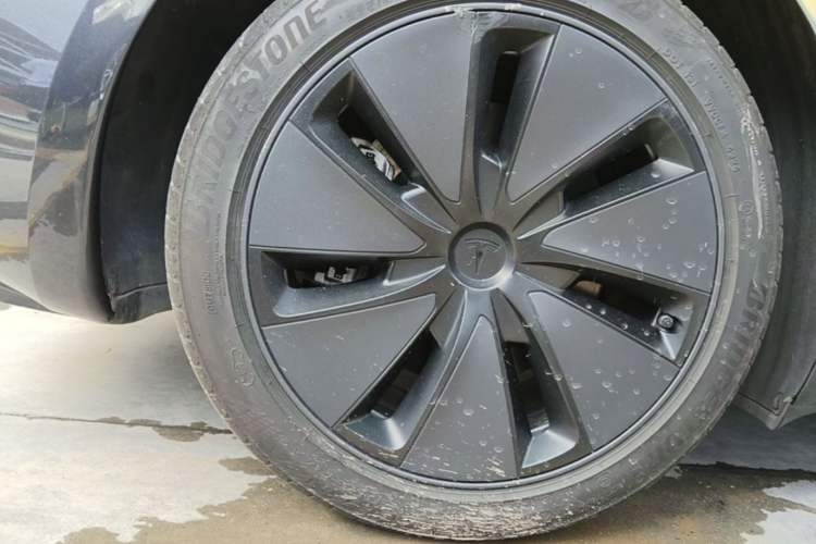 Used Tesla Model 3 2025 Rear-Wheel-Drive Version
