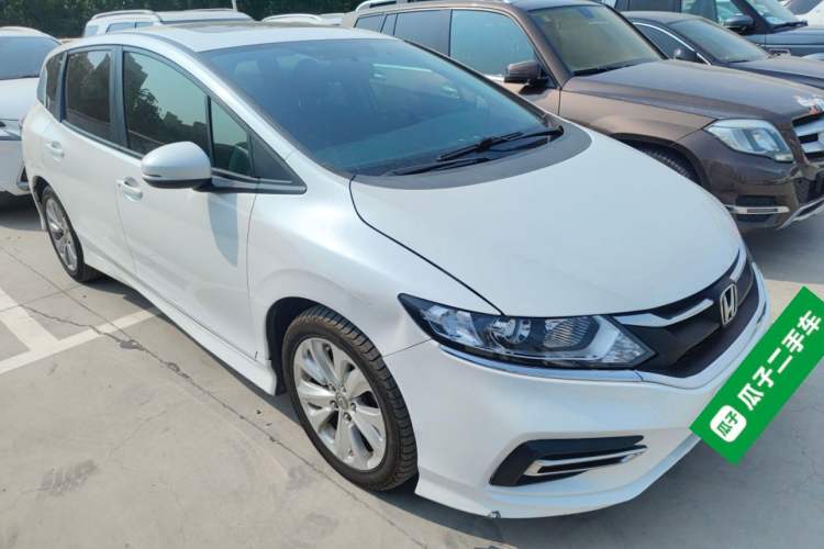 Used Honda Jade 2017 1.8L automatic Comfort version 5 seats
