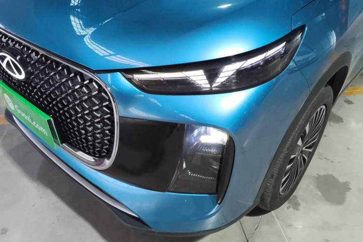 Used Chery Tiggo 8 PLUS C-DM 2025 1.5T 116 km Prestige Version 5 Seats
