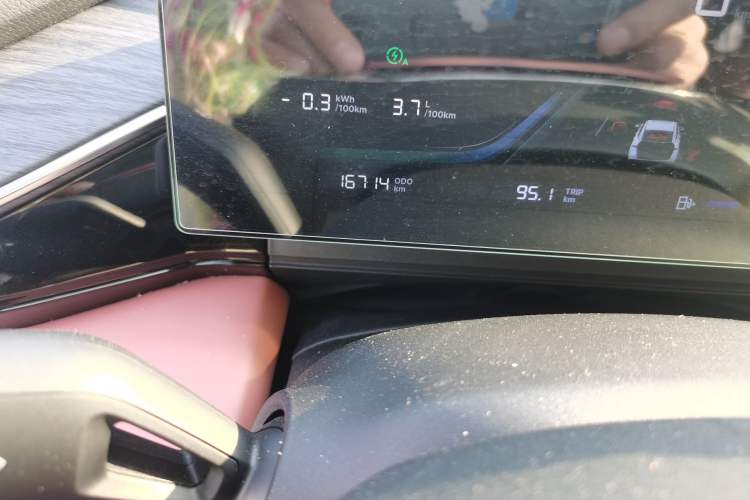 Used Geely Galaxy L6 2025 EM-i 60km Launch Edition
