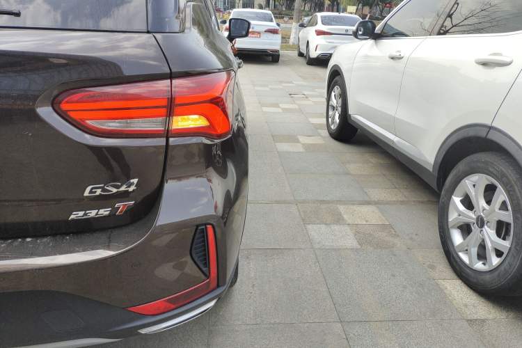 Used GAC Trumpchi GS4 2018 235T Automatic Two-Wheel Drive Elite Millionth Anniversary Edition
