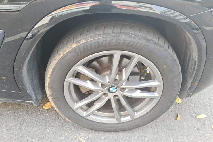 Used BMW X3 2020 xDrive28i M Sport Package Right Front Wheel Hub