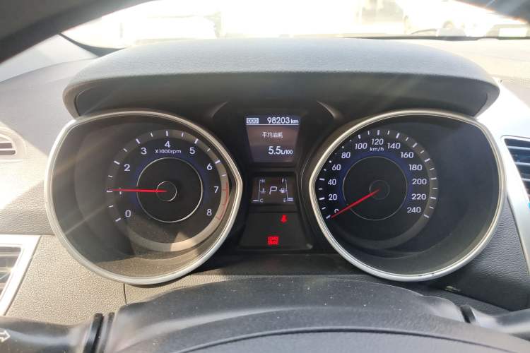 Used Hyundai Elantra (5th Generation / Langdong) 2013 1.6L Automatic Leading Model Instrument Cluster
