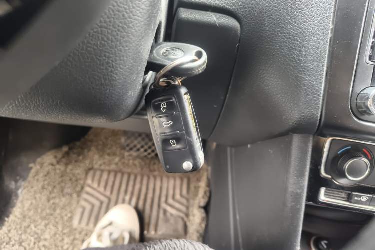 Used Volkswagen Polo 2016 1.6L Automatic Luxury Model