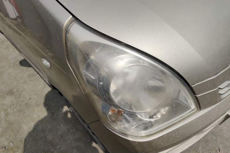 Used Wuling Rongguang 2015 1.2L S Base Model CNG Right Front Headlight