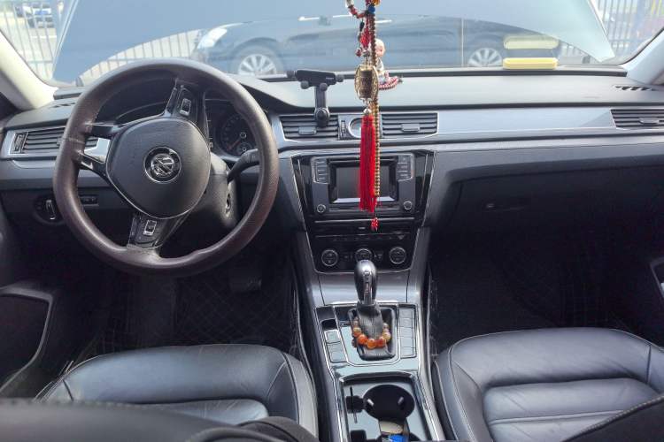 Used Volkswagen Passat 2016 330TSI DSG Luxury Edition