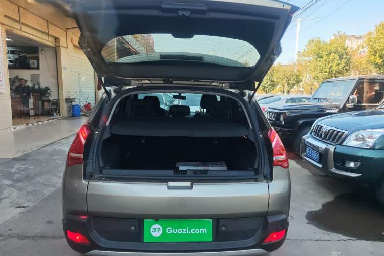 Used Peugeot 3008 2015 2.0L Automatic Classic Edition