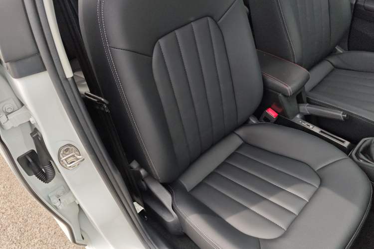 Used Volkswagen Jetta 2019 Dream Edition 1.5L Manual Fashion Version
