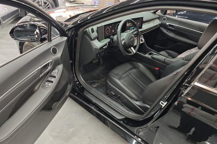 Used Hyundai Sonata 2024 1.5T Pro
