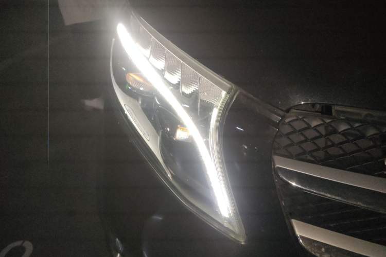 Used Mercedes-Benz V-Class 2021 V 260 Prestige Edition