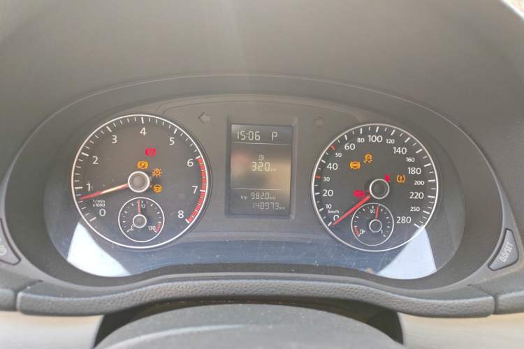 Used Volkswagen Passat 2014 1.8TSI DSG Prestige Navigation Edition Instrument Cluster