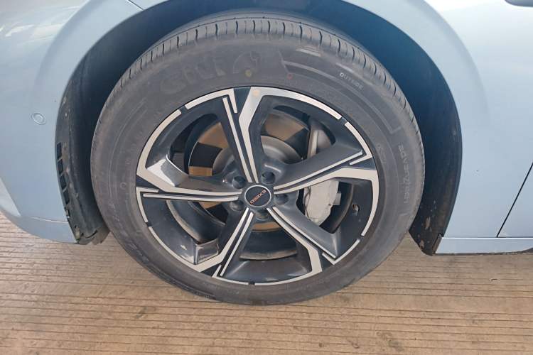 Used EXEED Star Era ES 2024 Max Long-Range Version Exterior 4