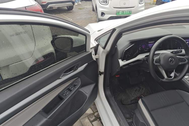 Used Volkswagen Golf 2021 280TSI DSG Pro Driver Seat