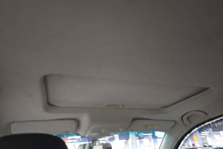 Used SWM X7 2019 1.5T automatic Comfort version 7 seats Headliner