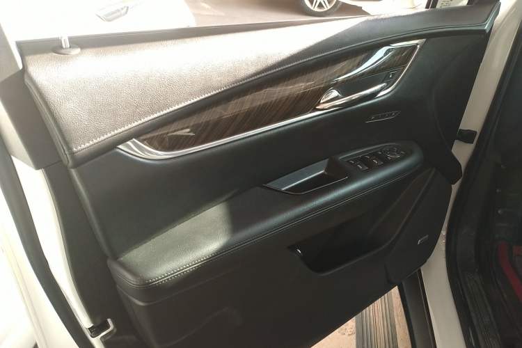 Used Cadillac XT5 2018 28T Four-Wheel Drive Luxury Model