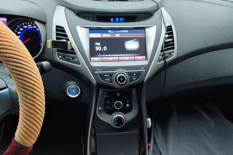 Used Hyundai Elantra (5th Generation / Langdong) 2016 1.6L Manual Luxury Model
