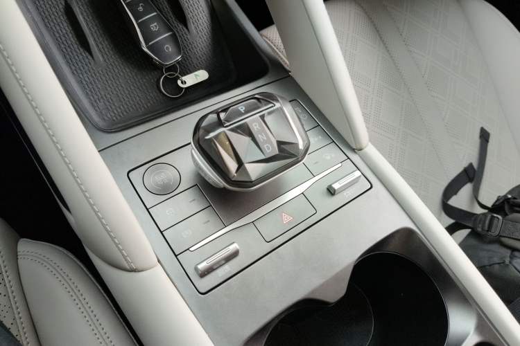 Used BYD Yuan UP 2024 301KM Leading Edition