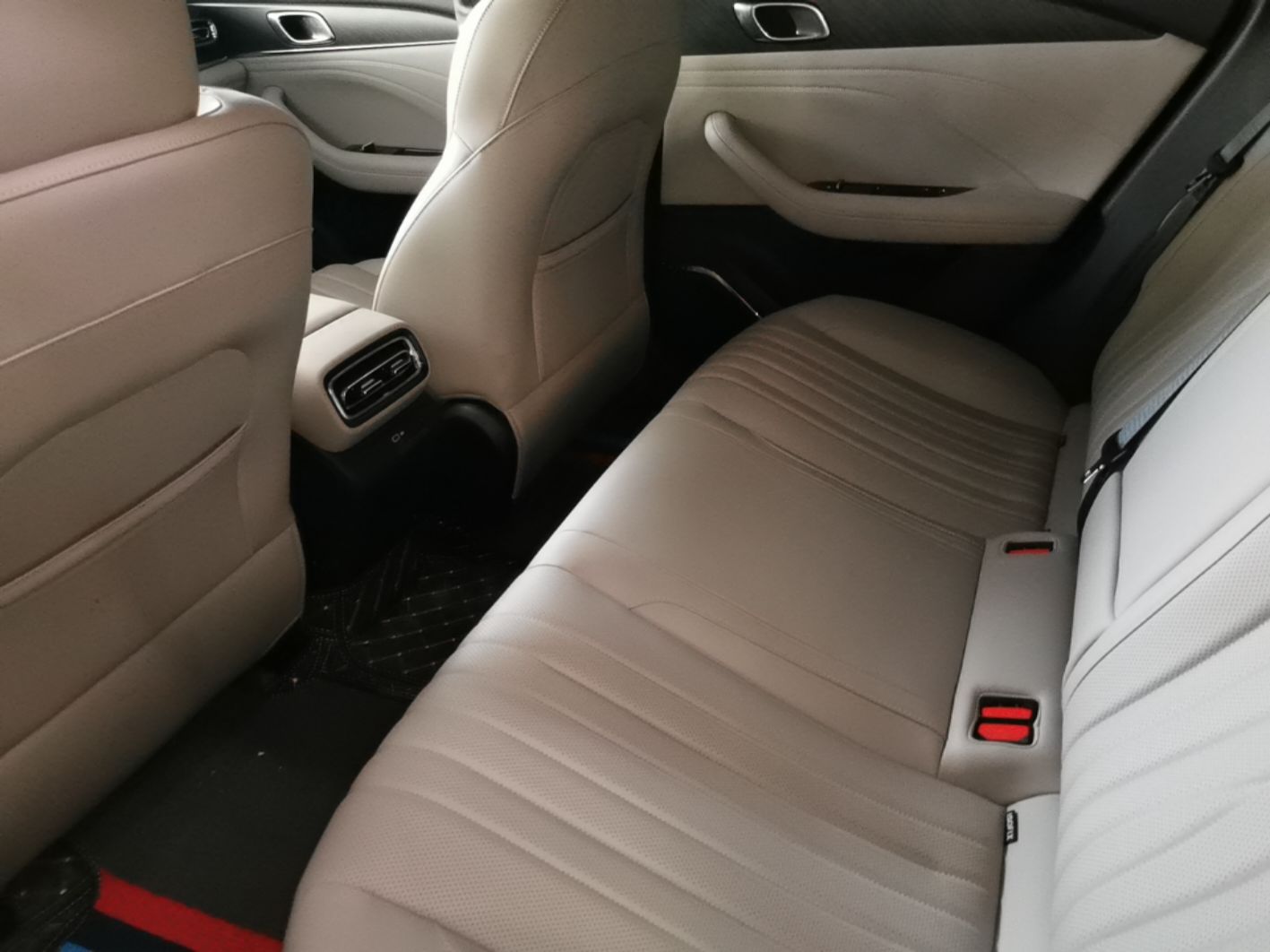 Geely Galaxy Stellar 6 2026 Model 125km Exploration+ Edition — снимка 20