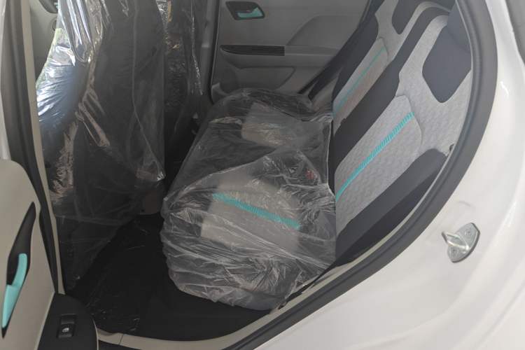 Used JMEV Xiao Qilin 2024 201 km Luxury Version