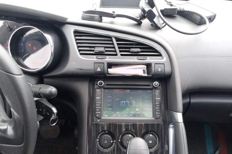 Used Peugeot 3008 2015 1.6THP Automatic Classic Edition