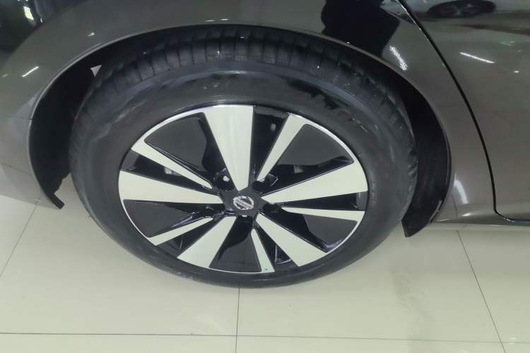 Used Nissan Teana 2021 2.0L XL Comfort Edition Right Rear Wheel Hub