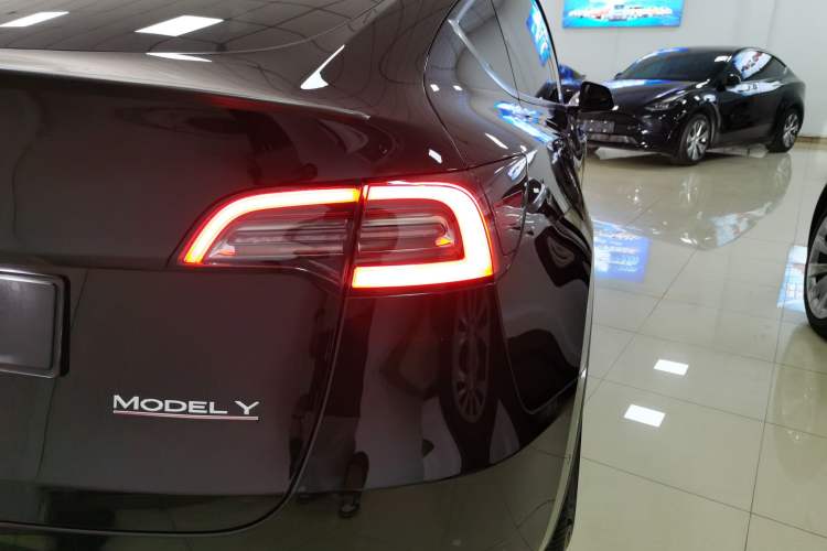 Used Tesla Model Y 2022 Performance High-Performance All-Wheel-Drive Version