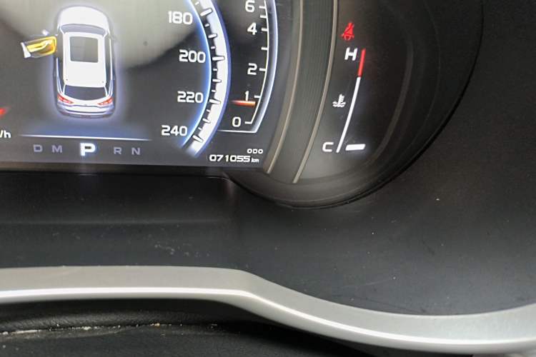 Used Geely Auto Emgrand X7 Sport 2016 1.8TD Automatic ZhiZun Version
