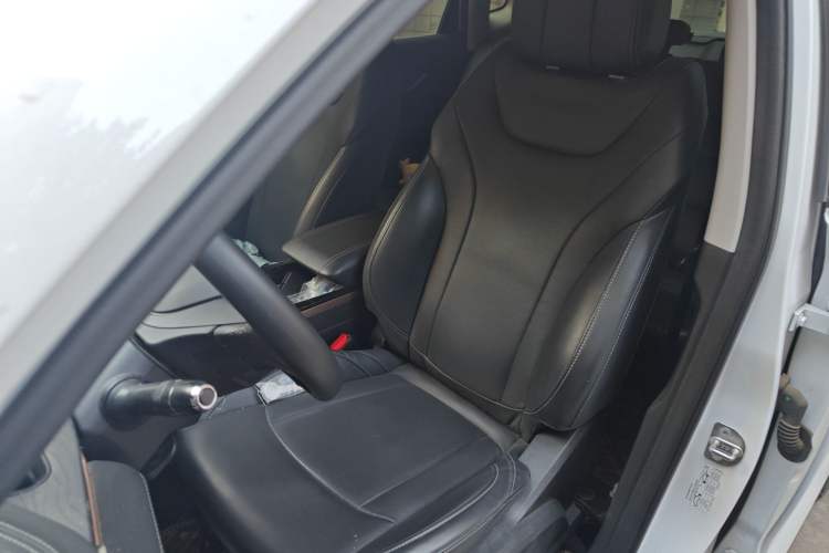 Used EXEED Zhuifeng C-DM 2022 1.5 TCI-DHT 105 km "Chengfeng Qi" Edition
