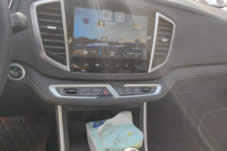 Used Geely Auto Vision X6 2018 1.8L Manual 4G Connect Luxury Edition Audio And AC Panel