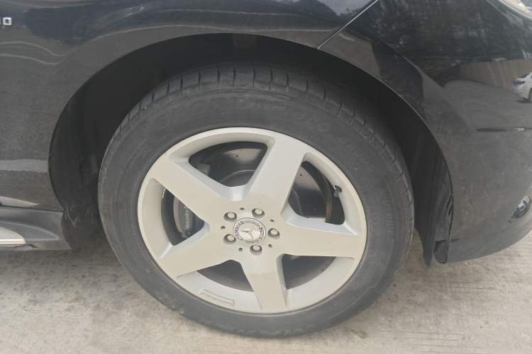 Used Mercedes-Benz M-Class 2014 ML 400 4MATIC Luxury Model
