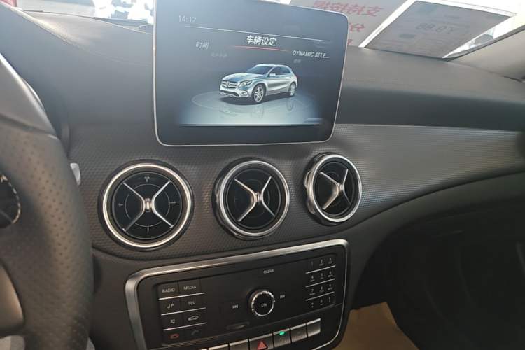 Used Mercedes-Benz GLA 2018 GLA 200 Fashion Model