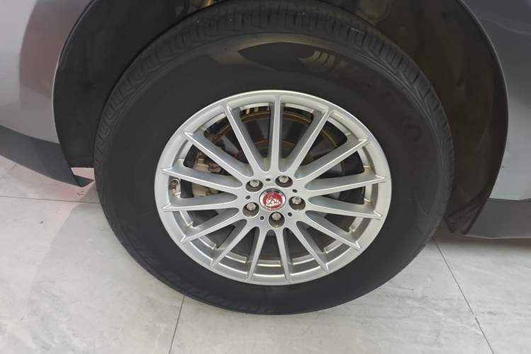 Used Jaguar F-PACE 2018 2.0T Four-Wheel Drive Urban Luxury Edition
