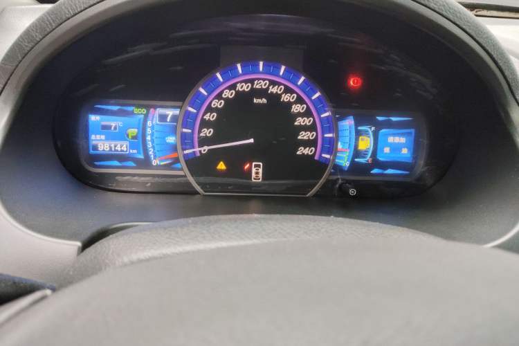 Used BYD S6 2014 2.4L Automatic Prestige 5-Seater