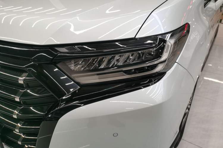 Used Honda Elysion 2024 2.0L eHEV Luxury Edition