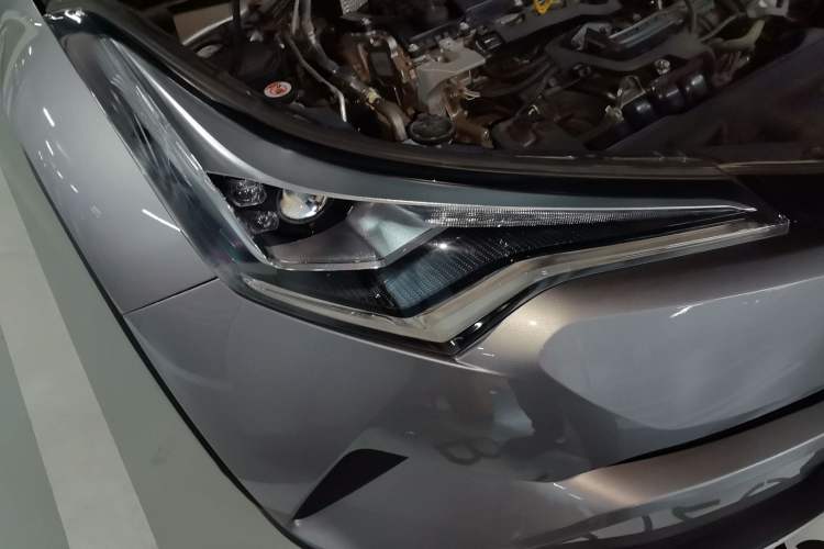 Used Toyota IZOA 2020 2.0L Yichi Version