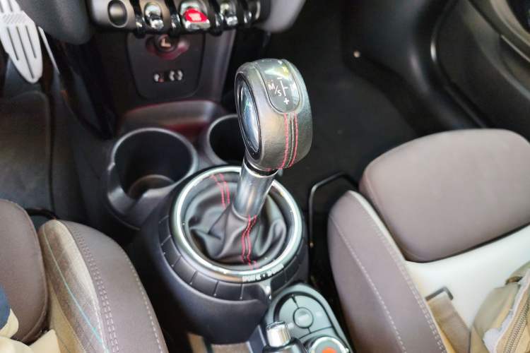 Used MINI MINI 2014 2.0T COOPER S Fun