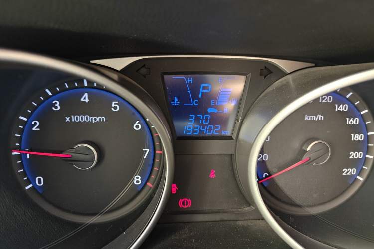 Used Hyundai ix35 2013 2.0L Automatic 2WD Comfort GL China IV Standard
