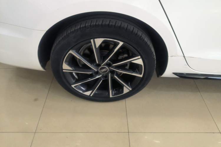 Used Audi A4L 2023 40 TFSI Luxury Dynamic Model