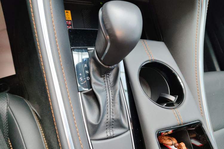 Used Toyota Avalon 2024 Dual-Motor 2.0L Premium Edition