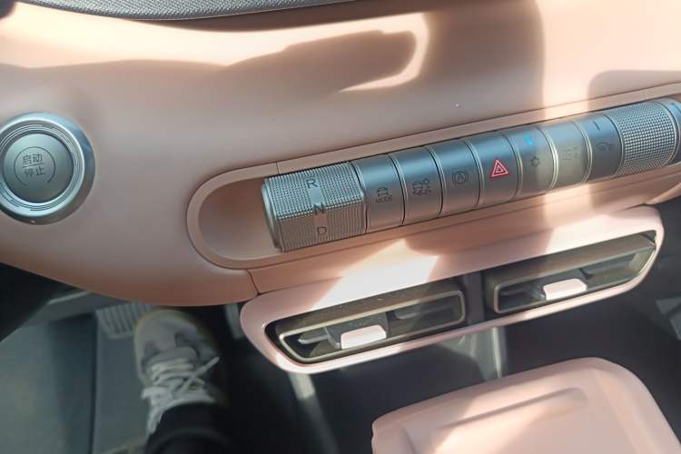 Used BYD Seagull 2024 Honor Edition 305km Dynamic Version Gear Lever