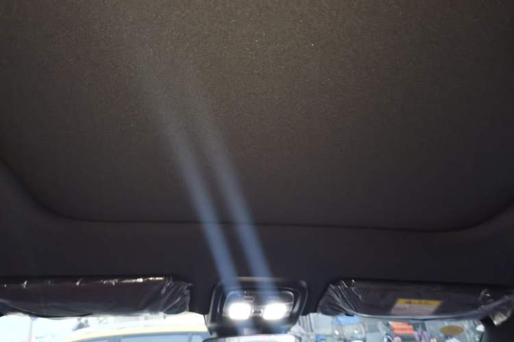 Used CHANGAN CS75 PLUS 2025 4th Generation UItra 2.0T New Blue Whale – Smart & Powerful Version