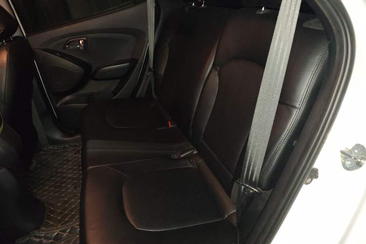 Used Hyundai ix35 2015 2.0L Automatic 2WD Comfort Edition China V Standard
