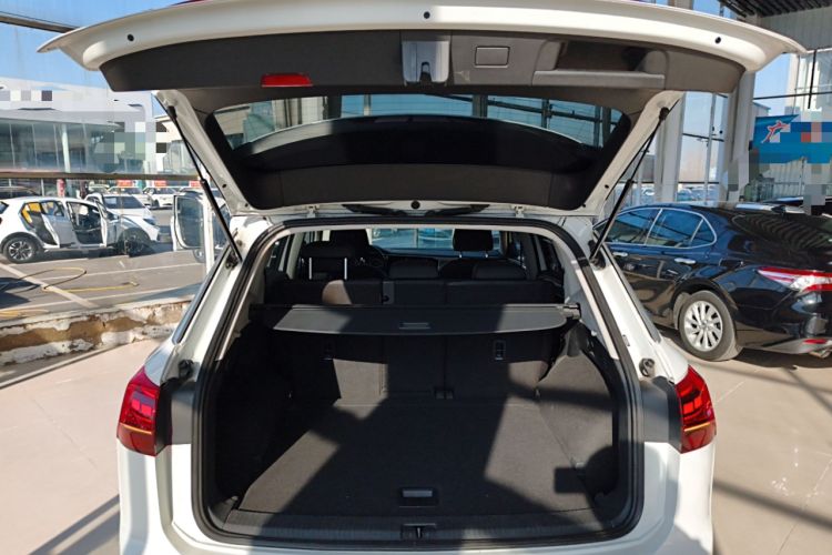 Used Volkswagen Tayron 2020 330TSI Two-Wheel Drive Luxury Smart Connectivity Version
