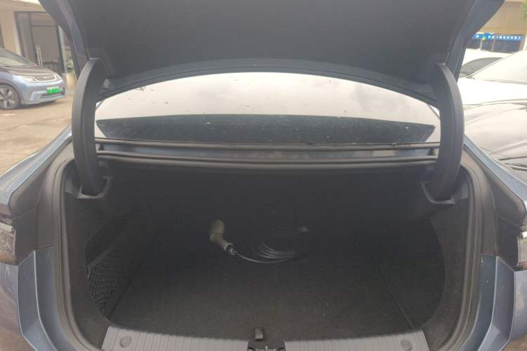 Used BYD Seal 2023 DM-i 1.5L 121km Prestige Model
