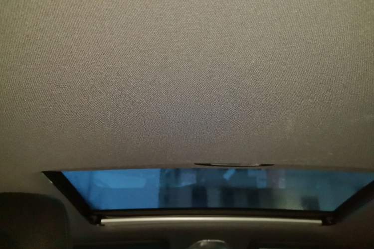 Used Toyota C-HR 2018 2.0L Leading with Sunroof China V Standard